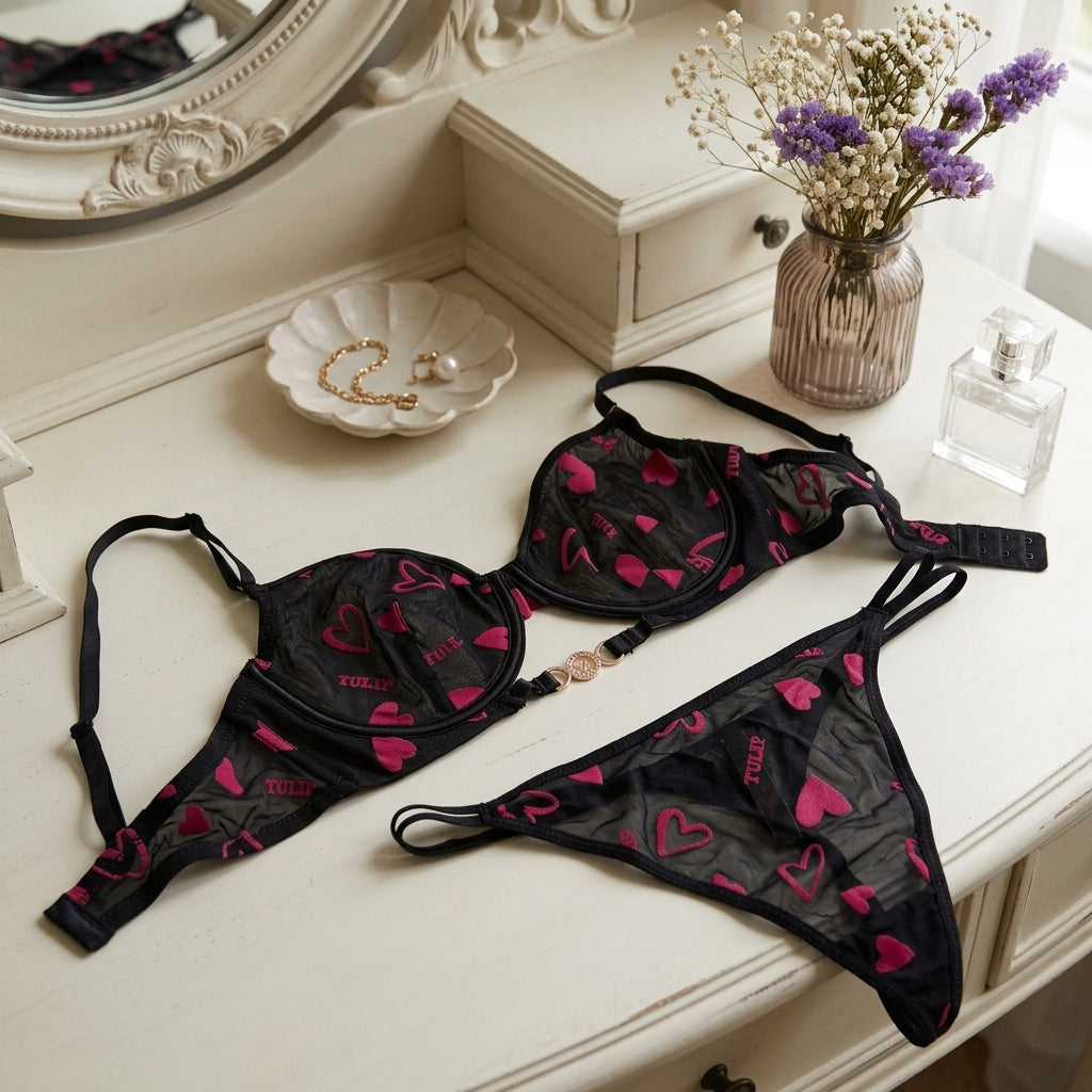 Inner Bazar heart print bra and panty set - worn by model 2